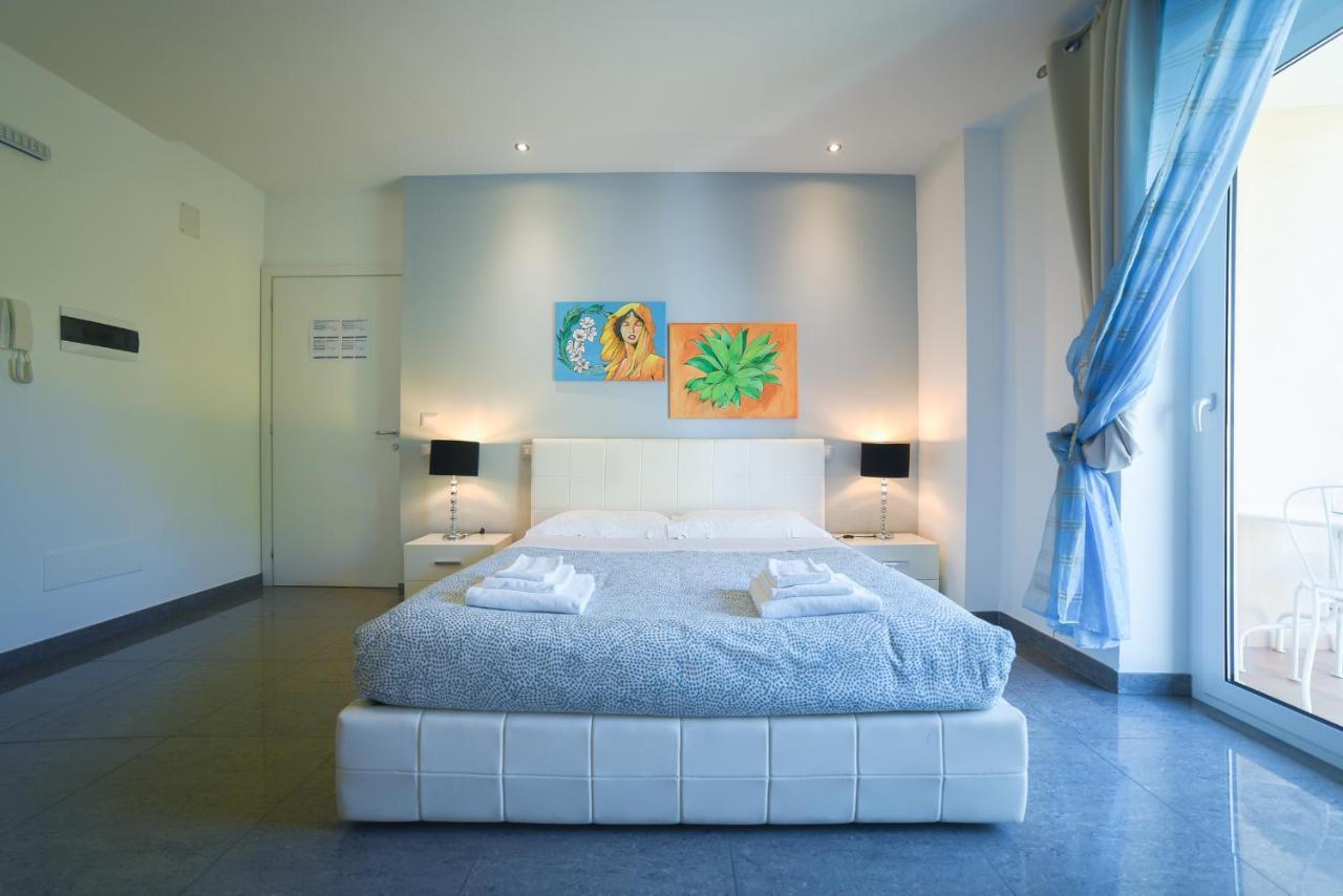 Palazzo Leo Suite And Apartment Lecce Exterior photo