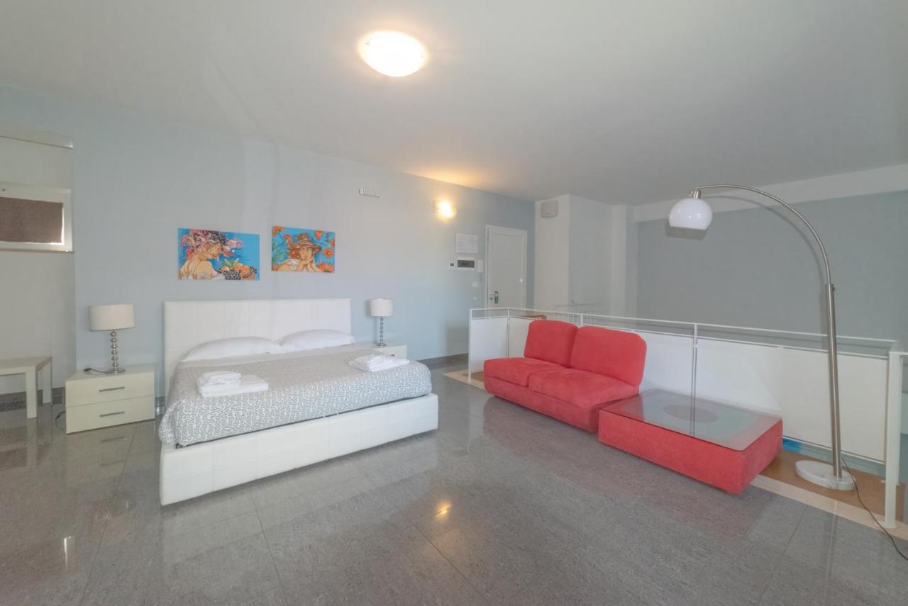 Palazzo Leo Suite And Apartment Lecce Exterior photo